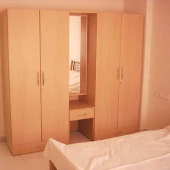 Wooden Hostel Wardrobe Manufacturers in Chhindwara